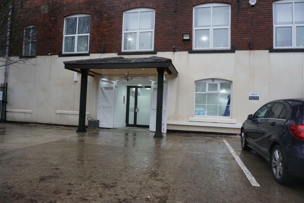 Alfa Apartments, Quarry Court, High Street, Morley Leeds  Bagian luar foto