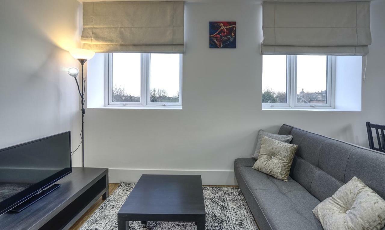Alfa Apartments, Quarry Court, High Street, Morley Leeds  Bagian luar foto