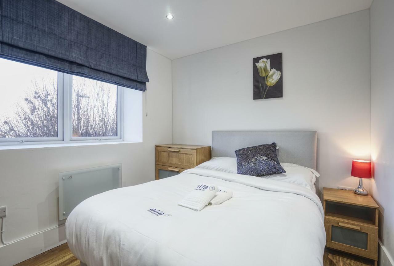 Alfa Apartments, Quarry Court, High Street, Morley Leeds  Bagian luar foto
